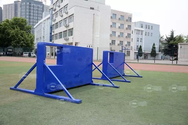 专业安装，铸就实战警训坚实平台：高标准公安体能训练场建设之道